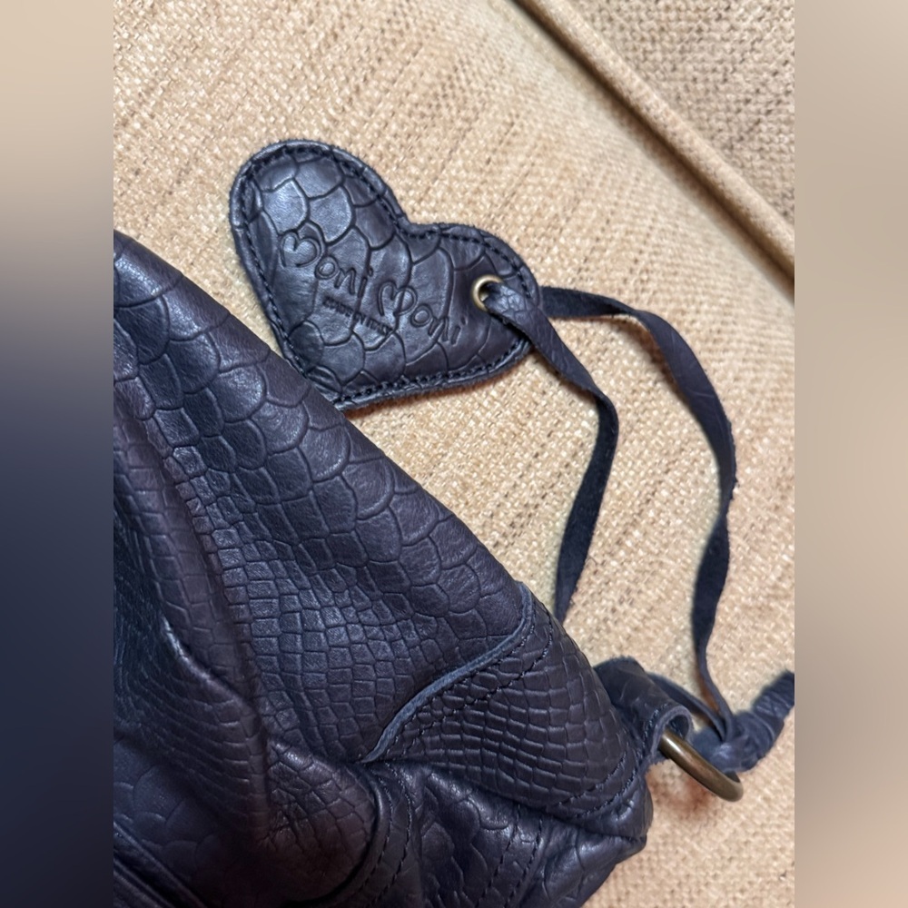 Moni Moni Splendor Tote Satchel PRICE DROP! - Picture 5 of 13
